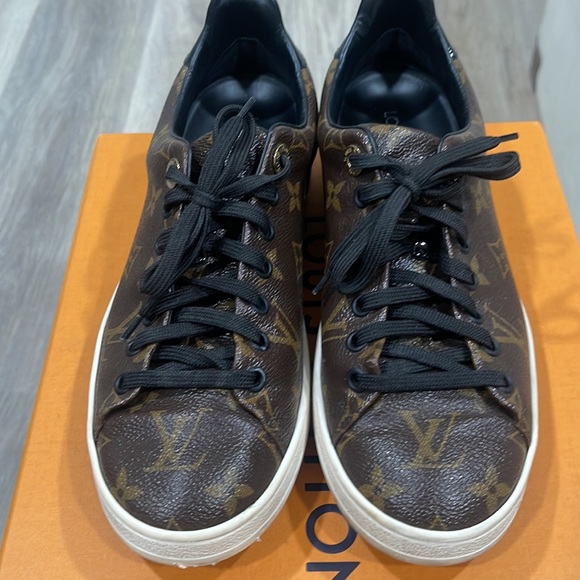 Authentic Louis Vuitton Monogram Sneakers - Picture 3 of 9